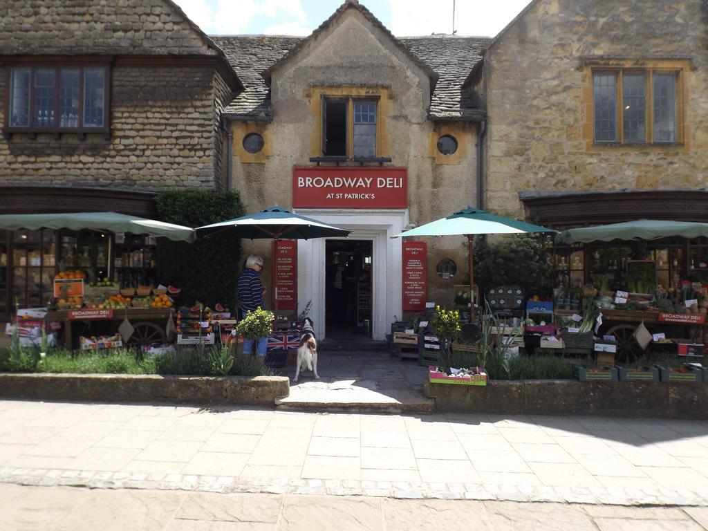 Your Home From Home On The Edge Of The Cotswolds Evesham Exterior photo