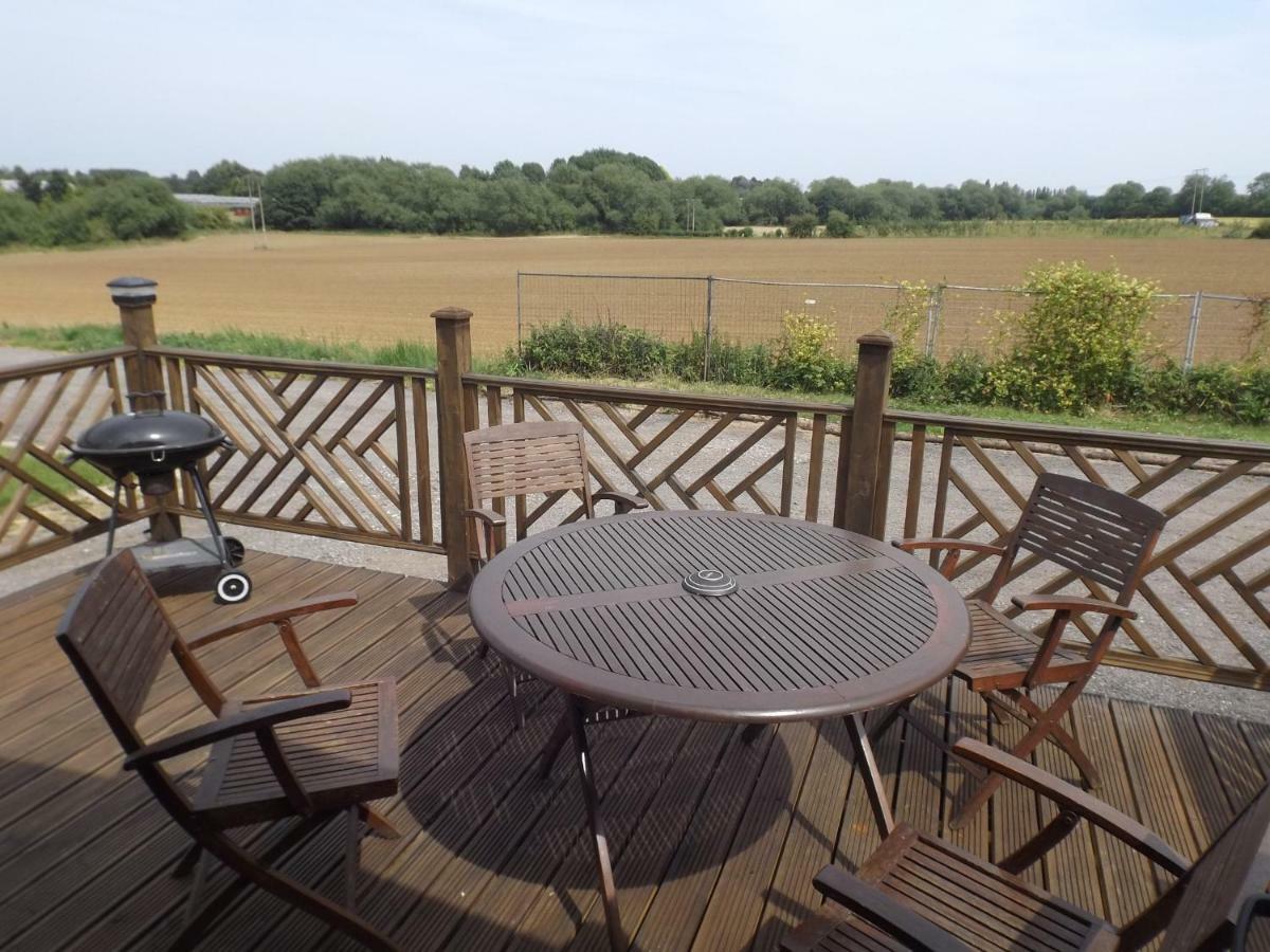Your Home From Home On The Edge Of The Cotswolds Evesham Exterior photo